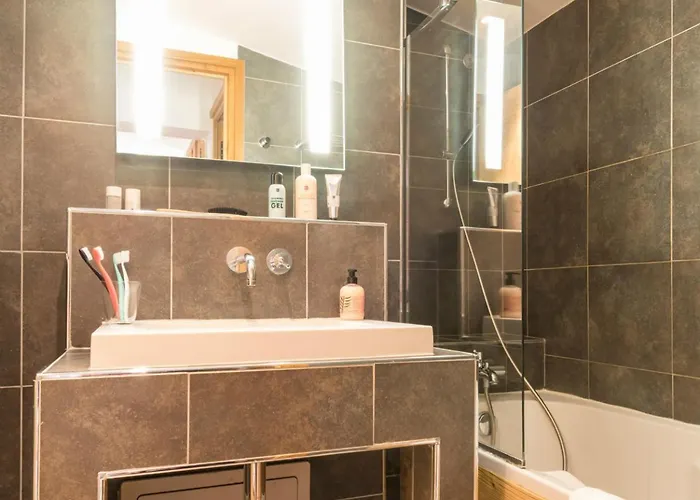 Pierre & Premium Les Du Forum Hotel apartamentowy