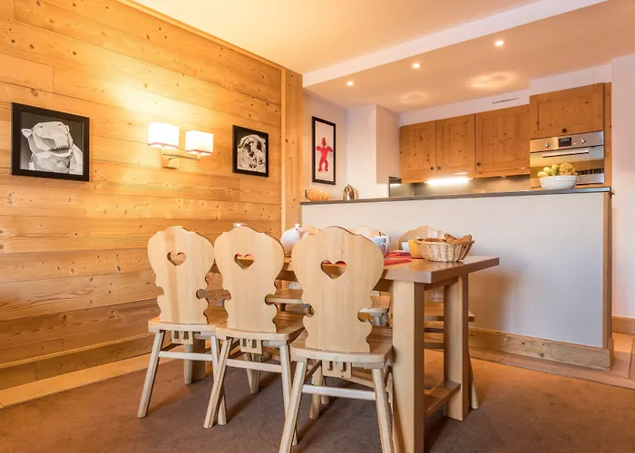 Pierre & Premium Les Du Forum Hotel apartamentowy Courchevel