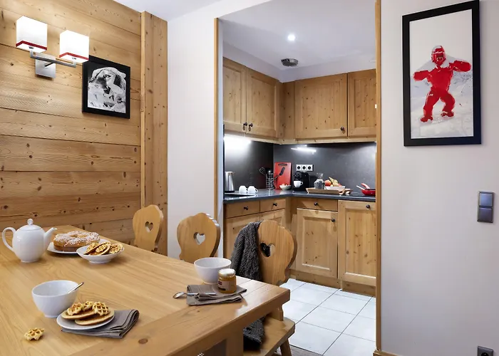 Pierre & Premium Les Du Forum Hotel apartamentowy 4*