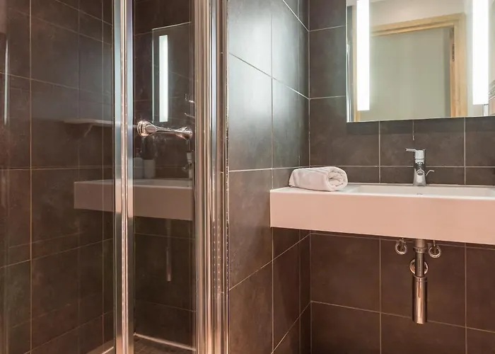 Pierre & Premium Les Du Forum