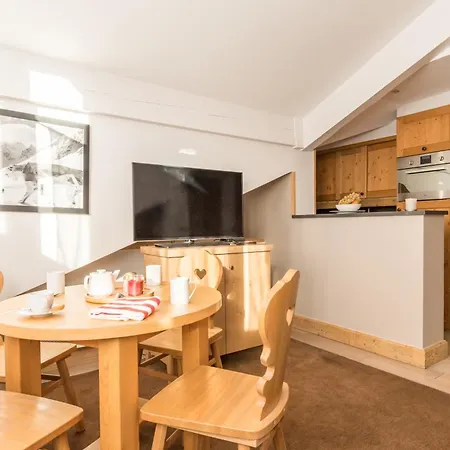 Pierre & Premium Les Du Forum Hotel apartamentowy Courchevel