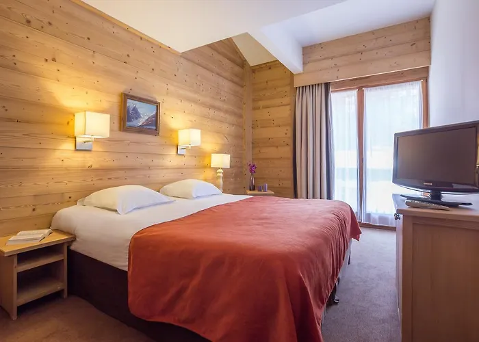 Hotel apartamentowy Pierre & Premium Les Du Forum Courchevel